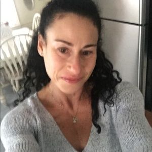 Meet your Posher, Pamela